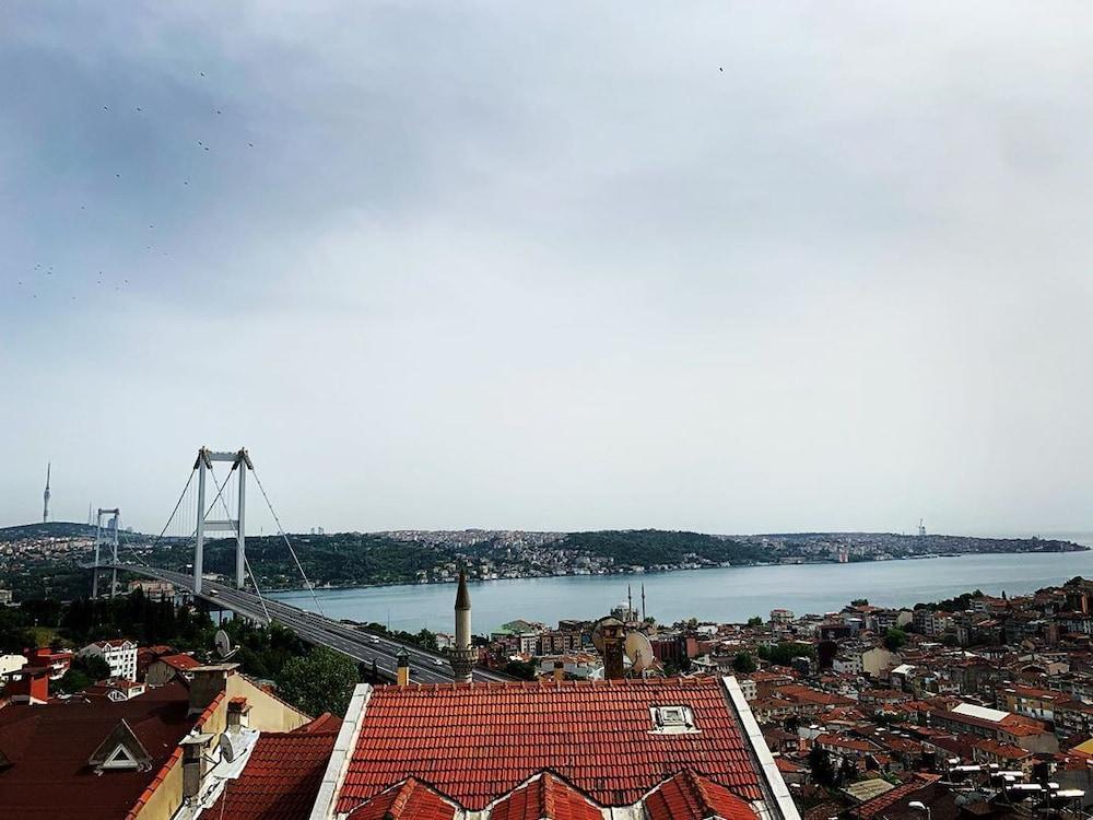 Class Hotel Bosphorus With Jacuzzi Istanboel Buitenkant foto